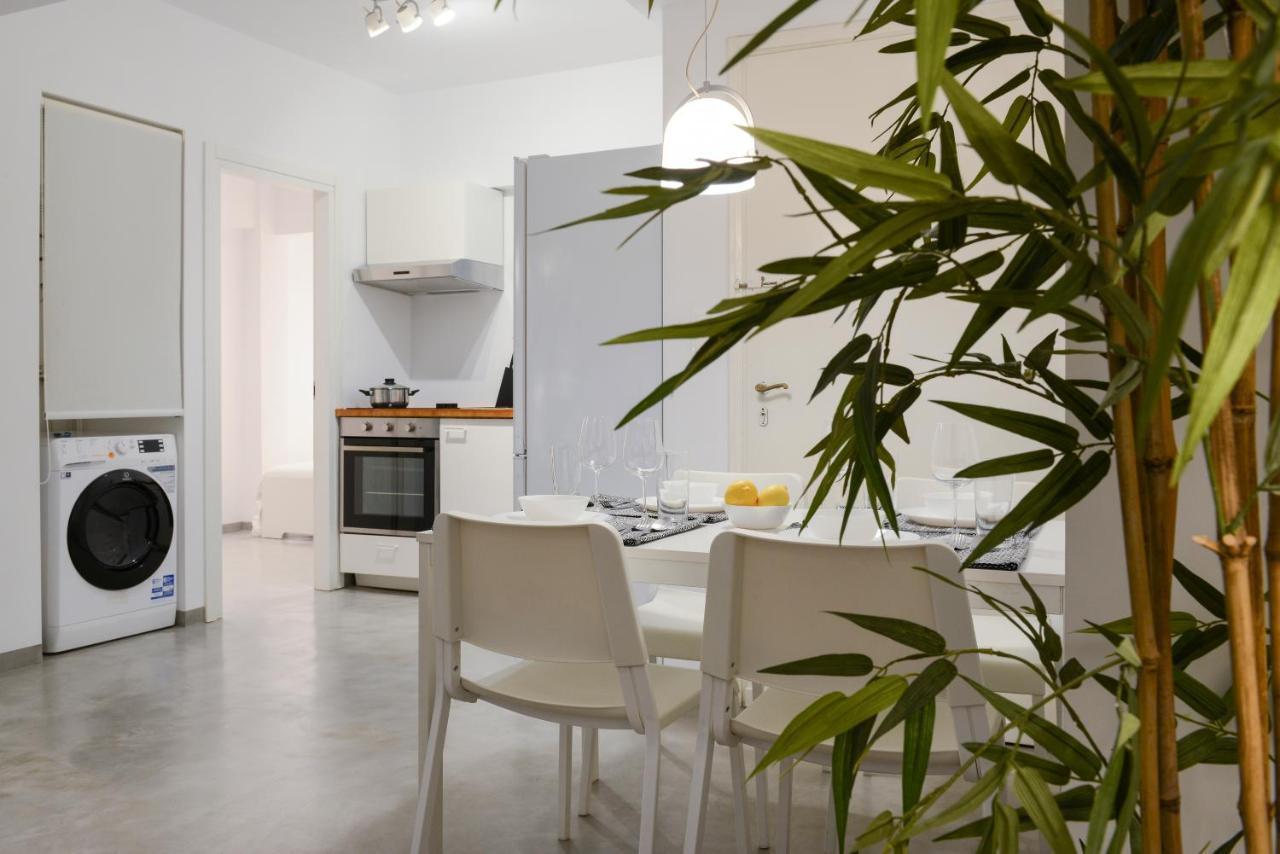 Athens One Apartment By Olala Homes Exterior foto