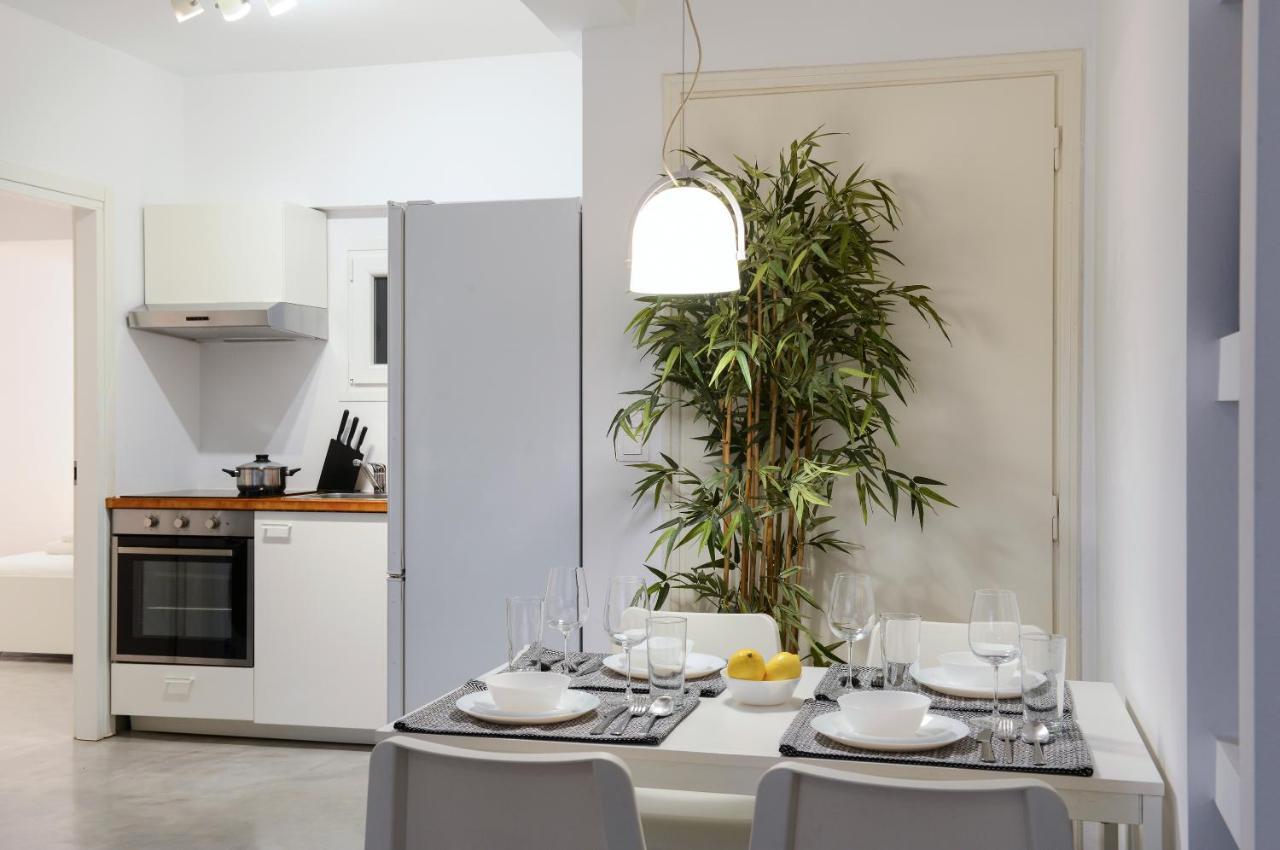 Athens One Apartment By Olala Homes Exterior foto